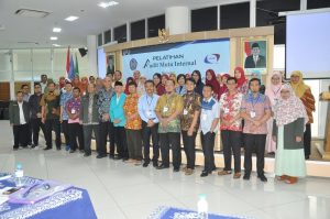 Read more about the article Pacu Peningkatan Mutu Perguruan Tinggi, LJM UMS Kembali Mengadakan Pelatihan Audit Mutu Internal (AMI) Bagi Peserta Internal dan Eksternal UMS